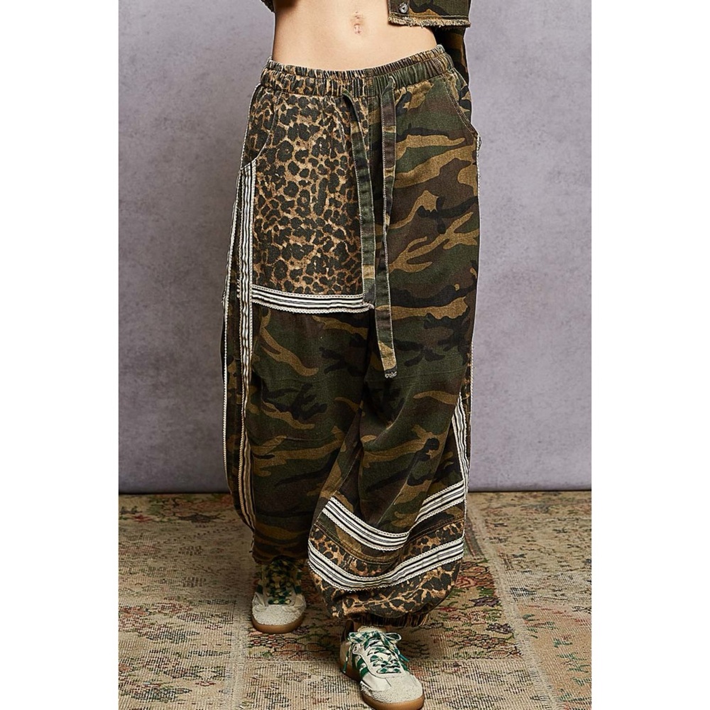 POL Olive Camo Leopard Wide Leg Pull On Pants | Balloon Leg Joggers - Picture 6 of 7